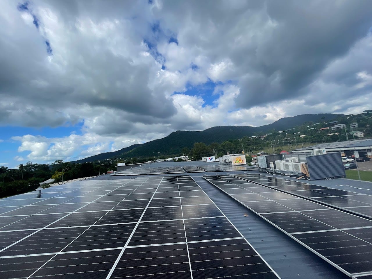 Xscape2 Solar & Electrical Whitsundays